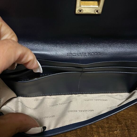 MICHAEL KORS Navy Leather Natalie Flat Wallet Mk - Picture 4 of 5